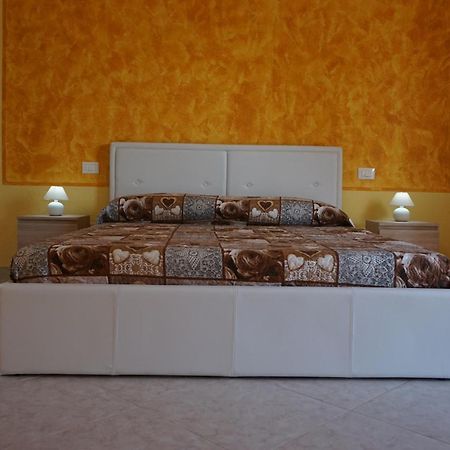 Villa Due Delfini Syrakusa Exteriör bild